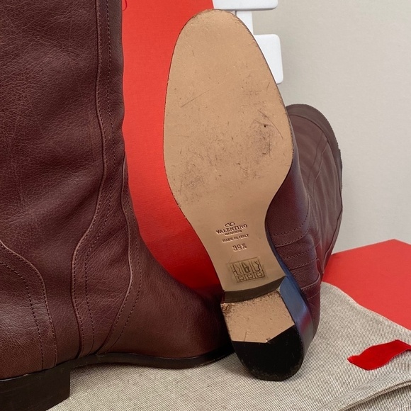 Valentino Garavani Brown Leather Floral Appliqué Boots | Size 39 1/2 - Picture 7 of 10